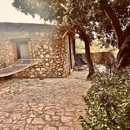 Agriturismo Roba Degli Ulivi Agrigento Exterior foto