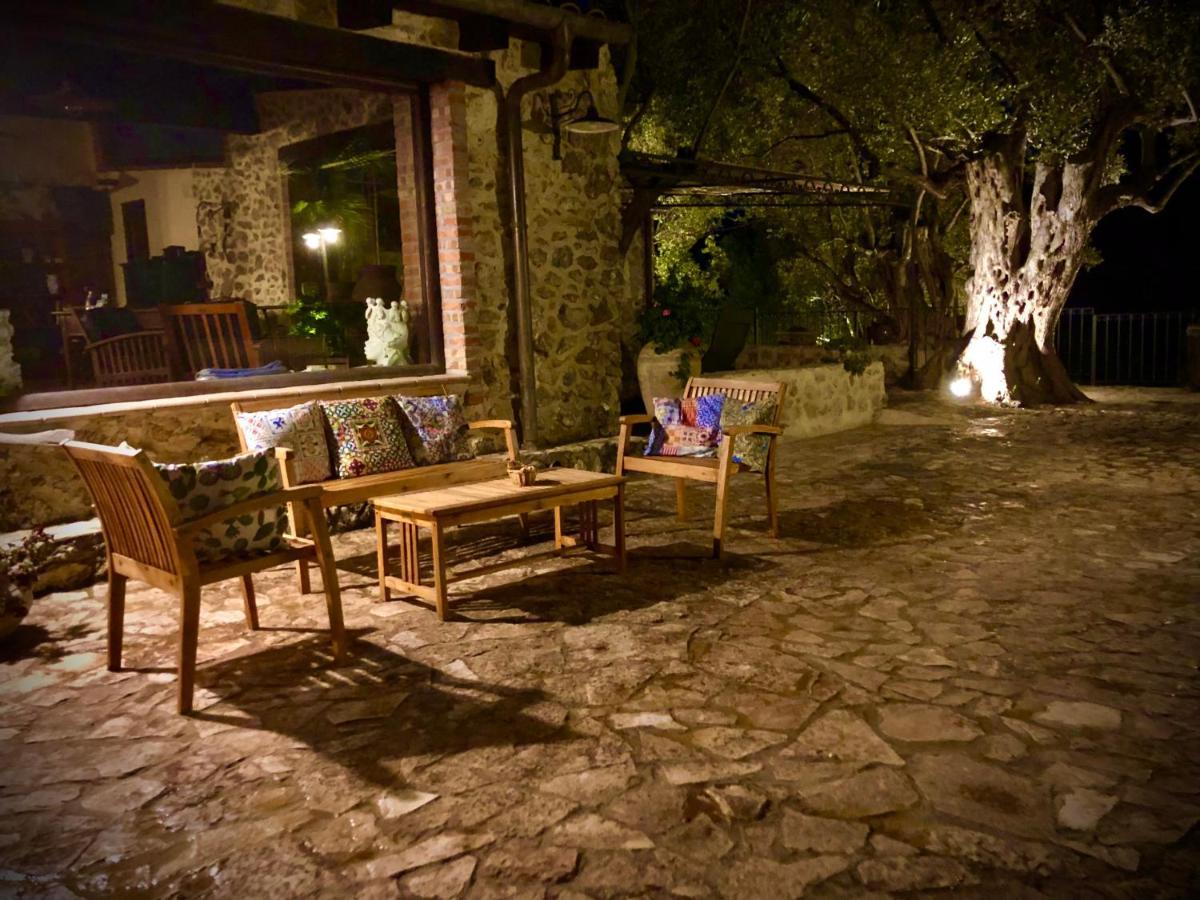 Agriturismo Roba Degli Ulivi Agrigento Exterior foto