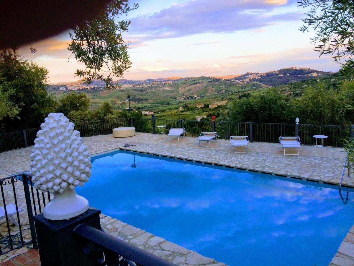 Agriturismo Roba Degli Ulivi Agrigento Exterior foto