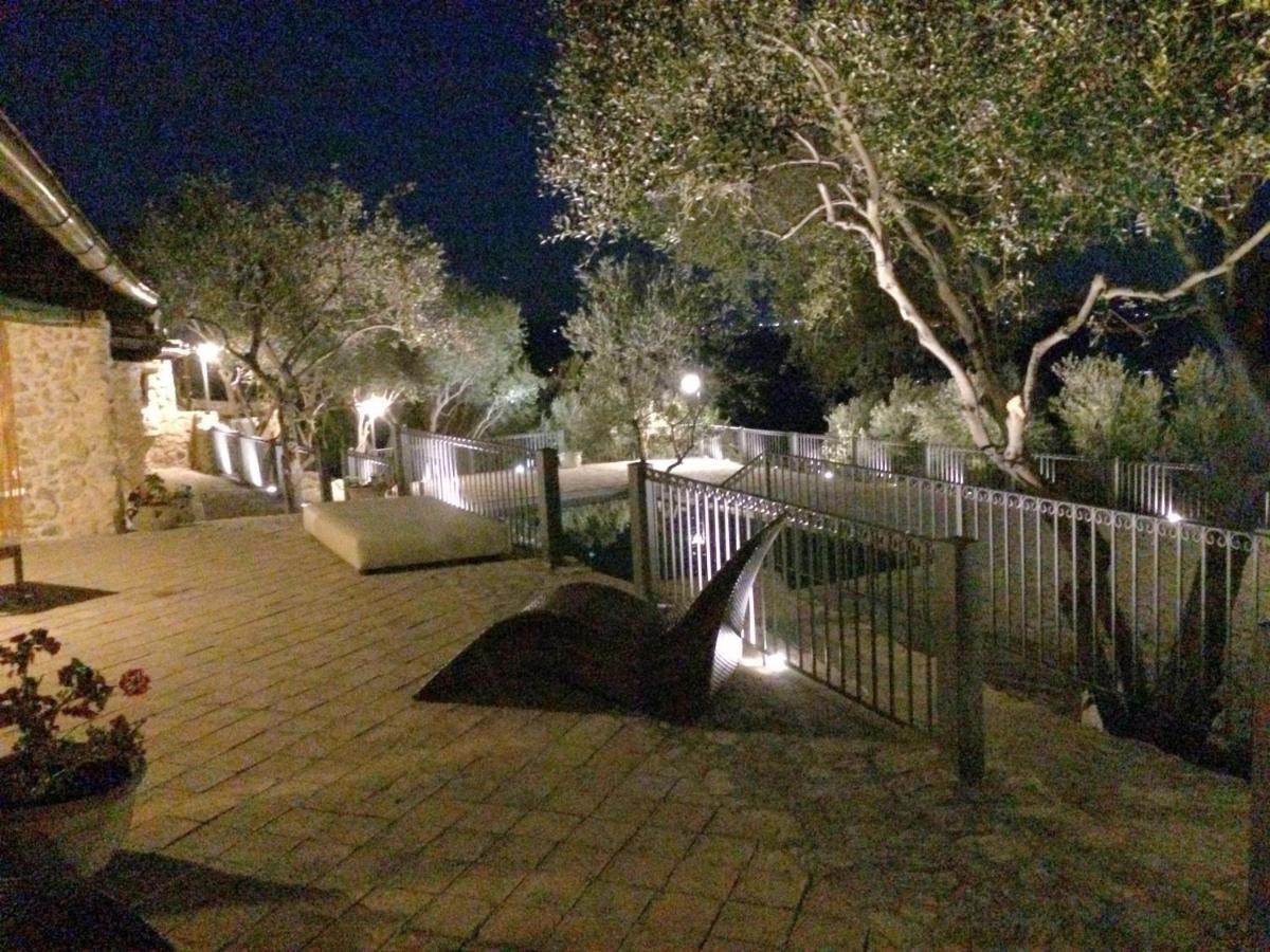 Agriturismo Roba Degli Ulivi Agrigento Exterior foto
