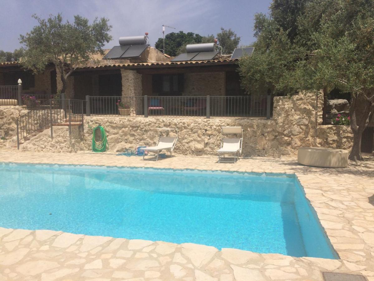 Agriturismo Roba Degli Ulivi Agrigento Exterior foto
